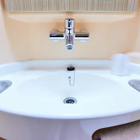 Hotel Premiere Classe La Rochelle Nord - *