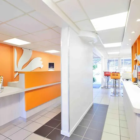 Hotel Premiere Classe La Rochelle Nord - *