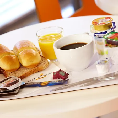 Hotel Premiere Classe La Rochelle Nord - *