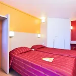 Premiere Classe La Rochelle Nord - *