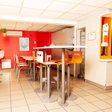 Premiere Classe La Rochelle Nord - מלון