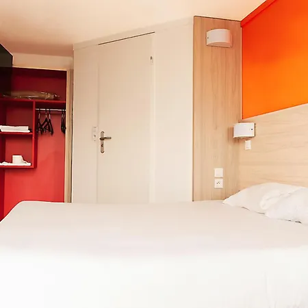 Premiere Classe La Rochelle Nord - *