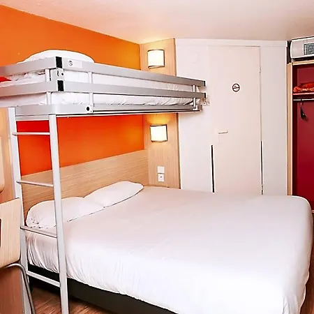 Hotel Premiere Classe La Rochelle Nord - *