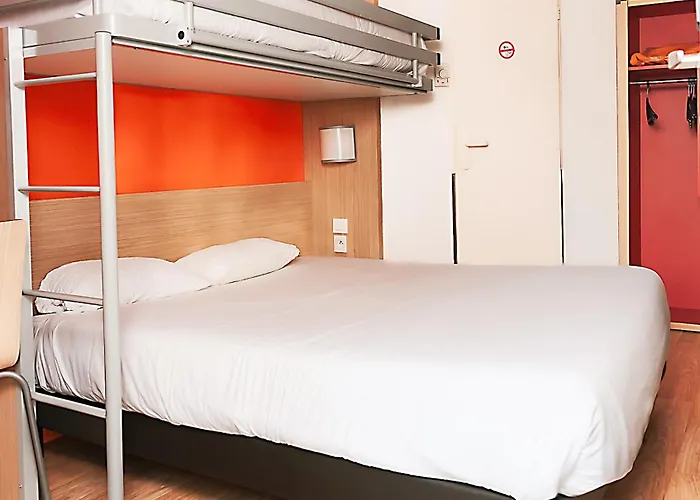 Hotel Premiere Classe La Rochelle Nord - *